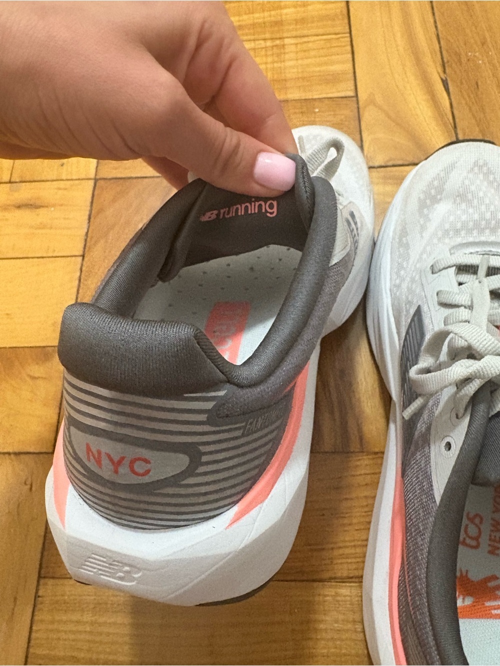 New Balance Women's White & Coral Athletic Running Shoes - Picture 4 of 7